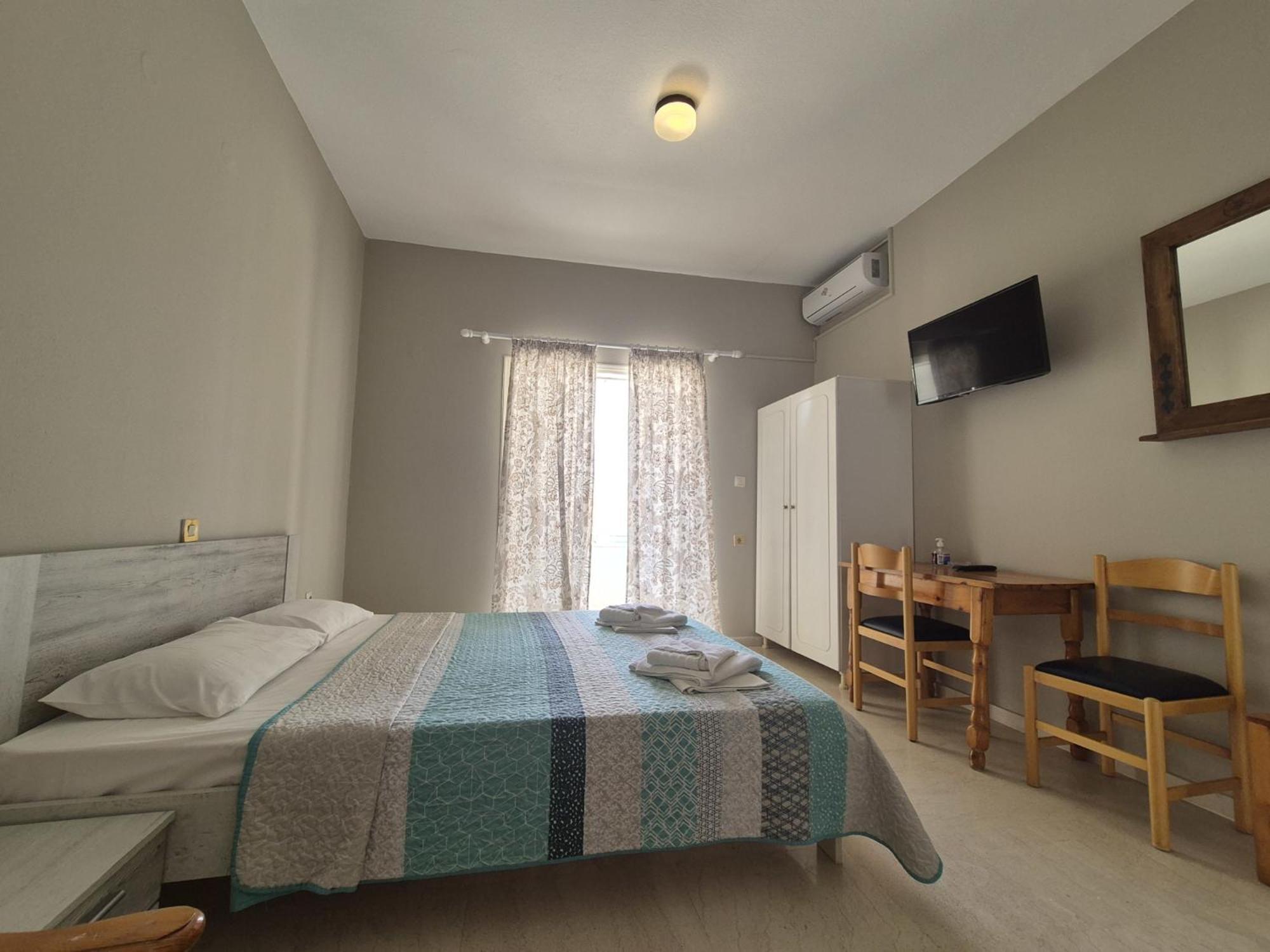 Sigma Hotel Paralia Vrachou Exteriör bild