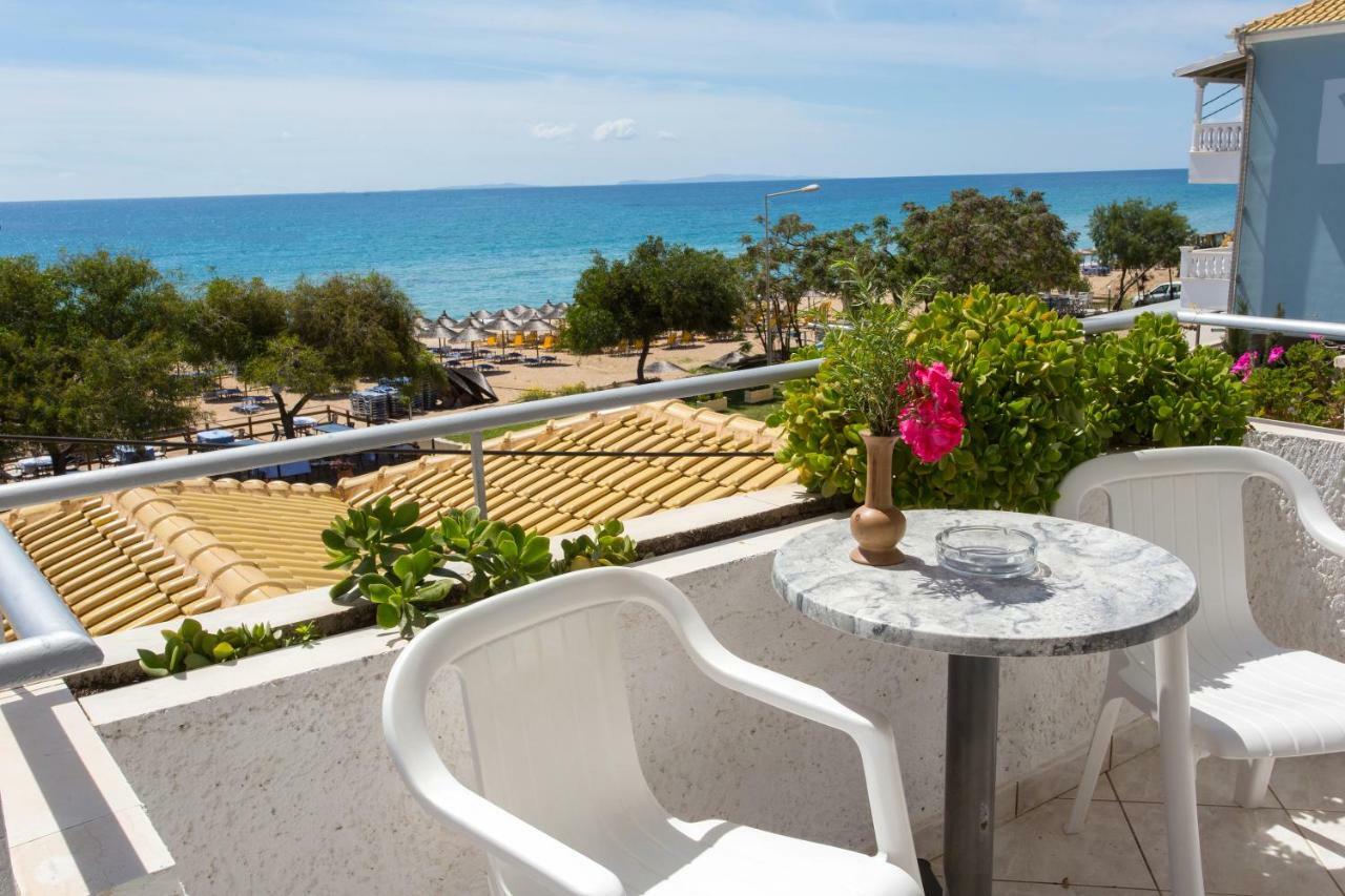 Sigma Hotel Paralia Vrachou Exteriör bild